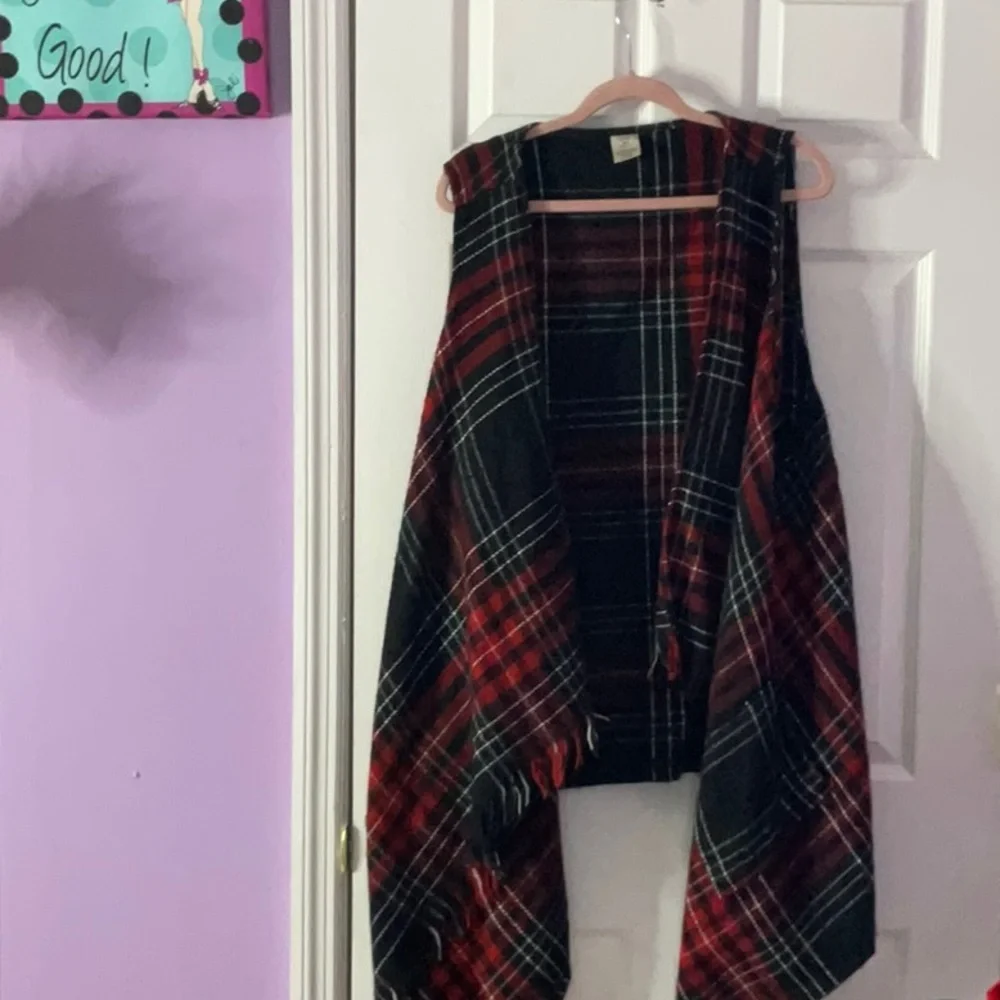 Plaid Vest with Fringes
